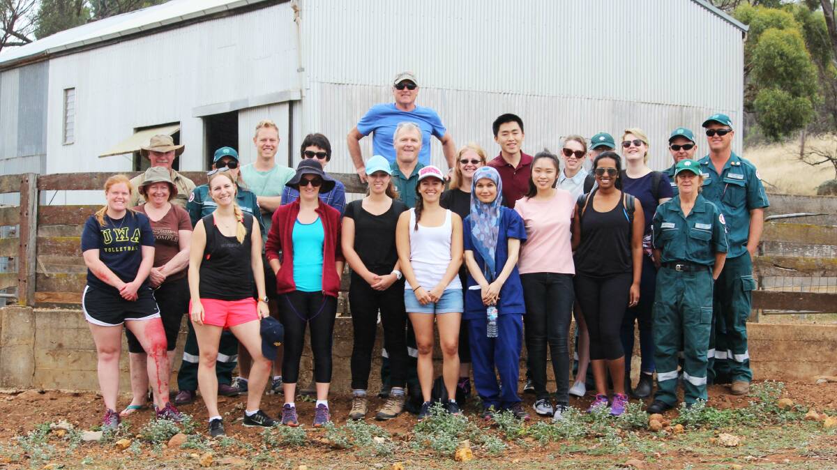 The medical students who travelled to Moora and were involved in the Go Rural program.
