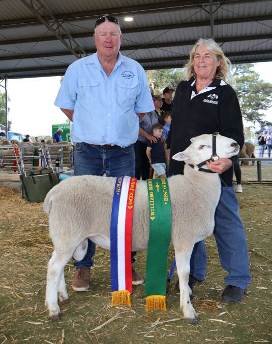 With the grand champion Wiltipoll and champion Wiltipoll ram from the Eaglenook stud, Keysbrook, were judge Laurie Fairclough, Stockdale White Suffolk and Poll Dorset studs, York and Eaglenook co-principal Ruth Miller.
