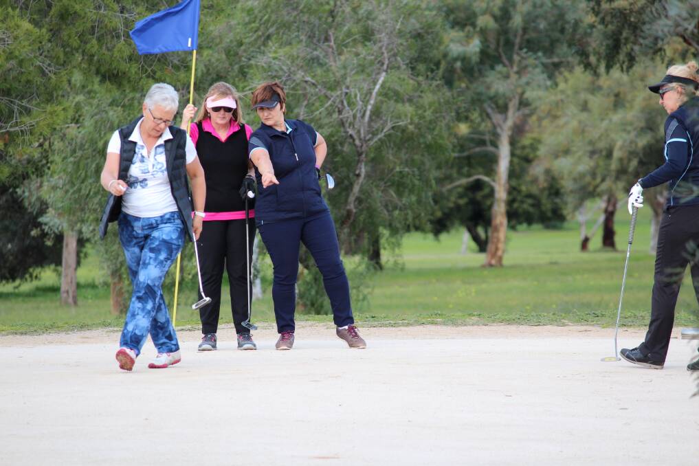 Making the put: Stephanie Hubble, Alison Rowlands, Ruth Hall and Wendy Richards. Photo: supplied.