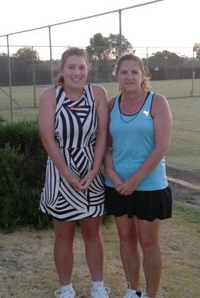 Winners: Ladies Singles Champion Cathy North with runner-Up Britanny Norrish.