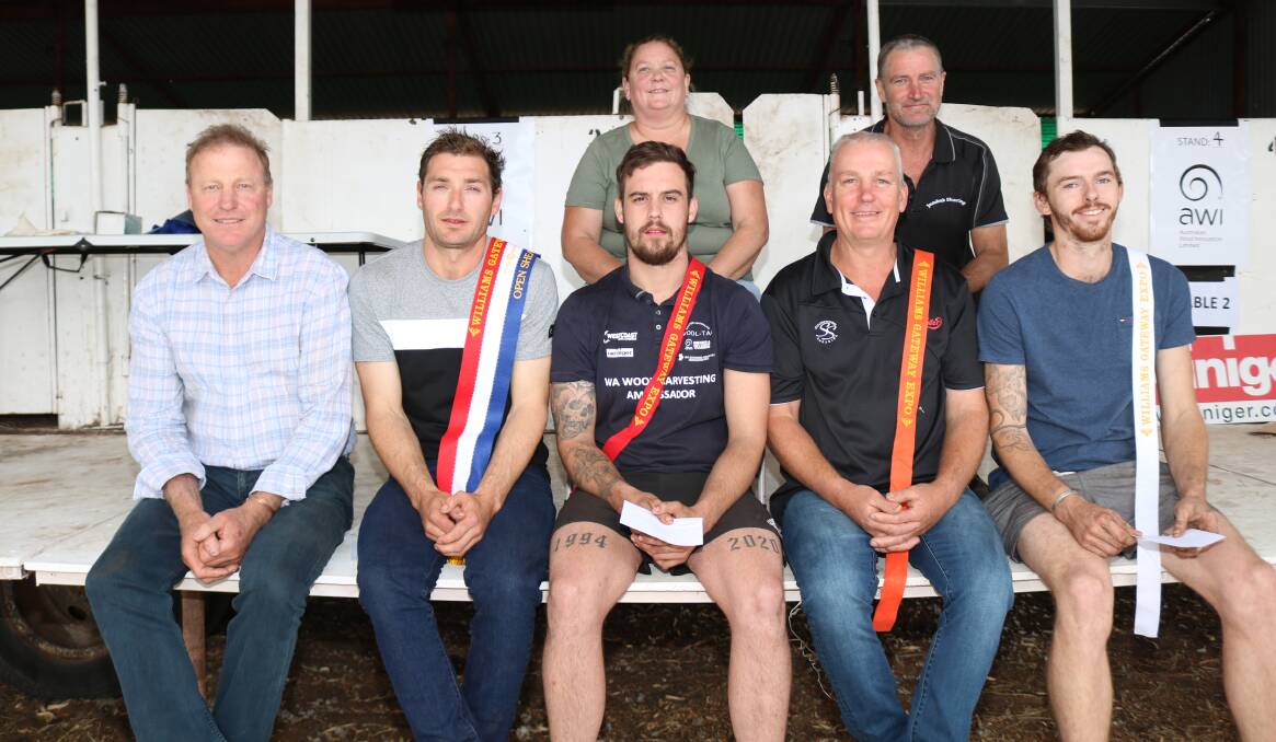 Co-sponsor AWI board member Neil Jackson (front left), with open section champion, Luke Harding, Boyup Brook, Ethan Harder, Bruce Rock, 2nd, Mark Buscumb, Quindanning, 3rd, Andy Murray, Bruce Rock, 4th and event organisers Julie and Gavin Fowler, Williams.