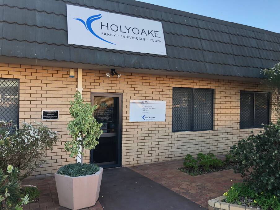Holyoake Northam to operate after hours to help counsel all