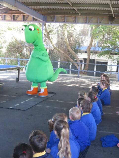 Izzy the Road Safety Lizard teaches students a valuable lesson